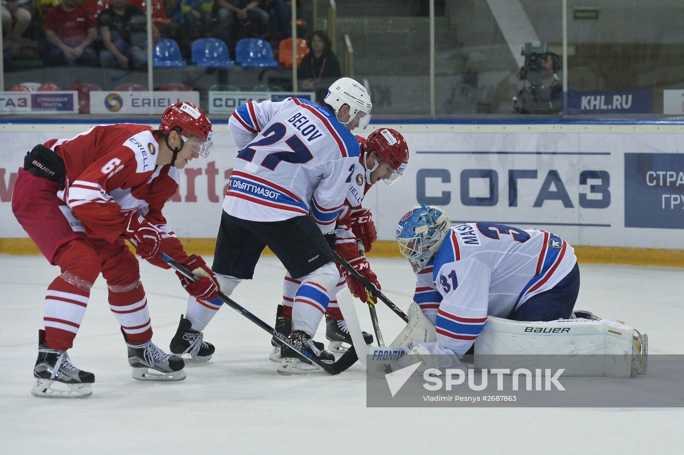 Kontinental Hockey League. Spartak vs. Lada