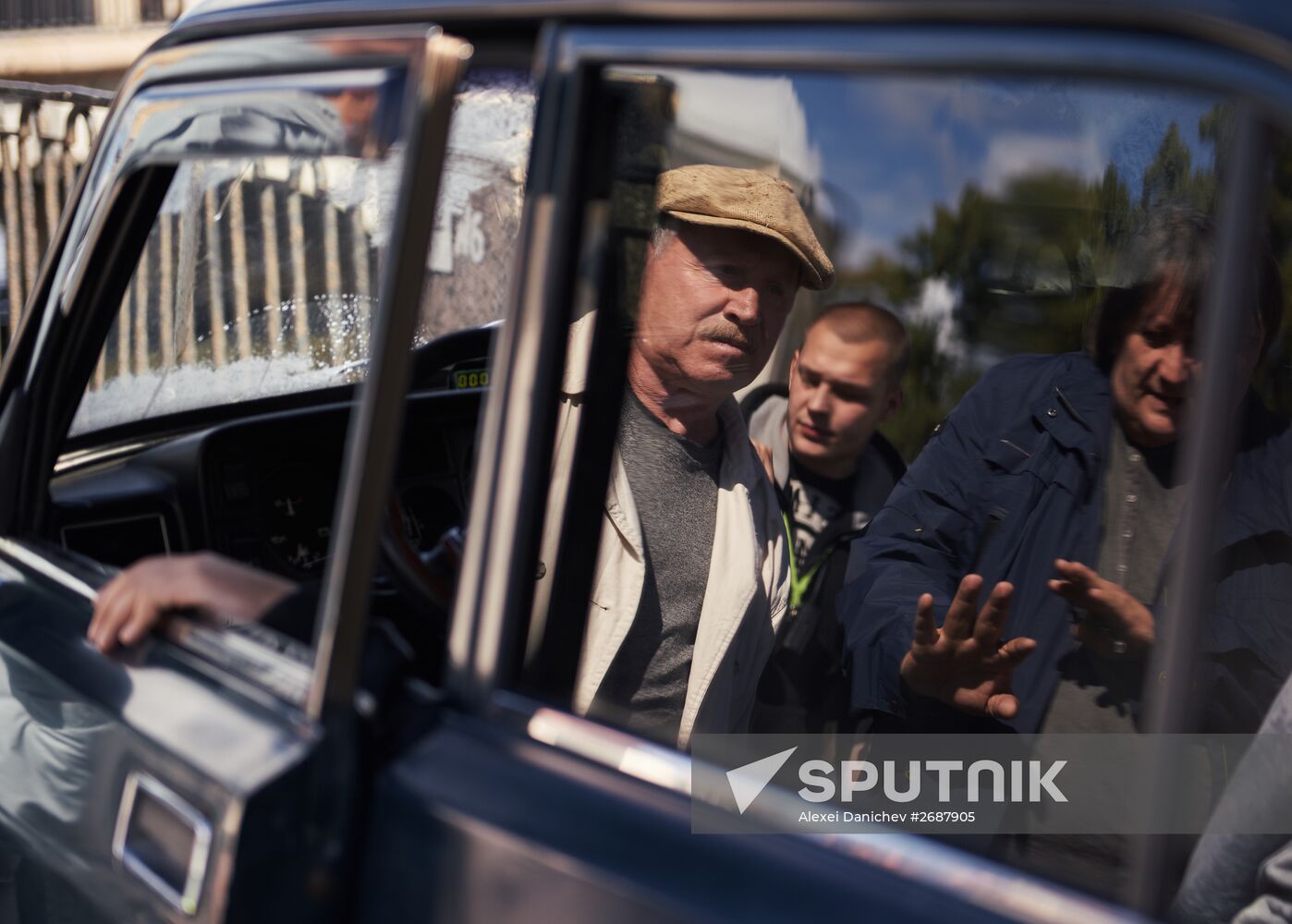 Shooting of Alexander Veledinsky's "V Keiptaunskom Portu" ("In the Port of Cape Town")
