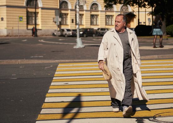 Shooting of Alexander Veledinsky's "V Keiptaunskom Portu" ("In the Port of Cape Town")