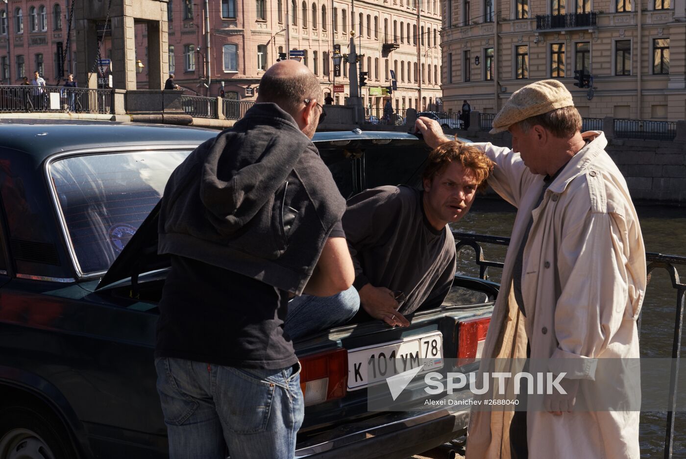 Shooting of Alexander Veledinsky's "V Keiptaunskom Portu" ("In the Port of Cape Town")