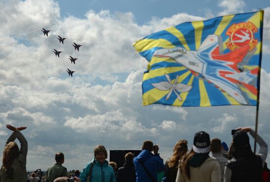 MAKS 2015 International Aviation and Space Salon closing day