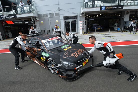 Auto racing. DTM. 6th stage. Day Three