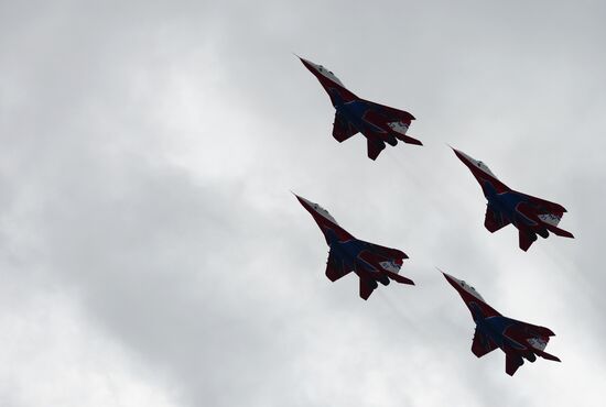 MAKS 2015 International Aviation and Space Salon closing day