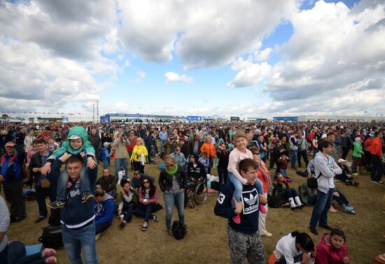 MAKS 2015 International Aviation and Space Salon closing day