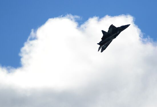 MAKS 2015 International Aviation and Space Salon closing day