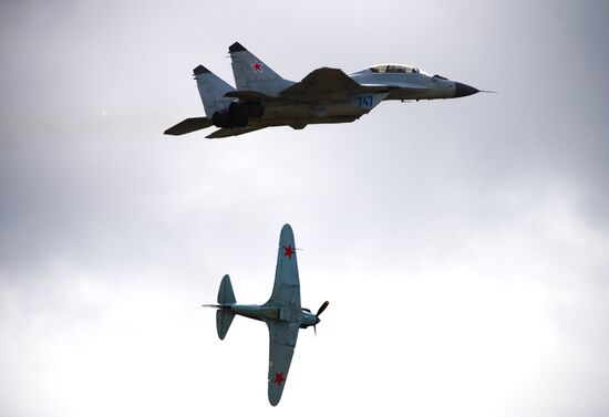 MAKS 2015 International Aviation and Space Salon closing day