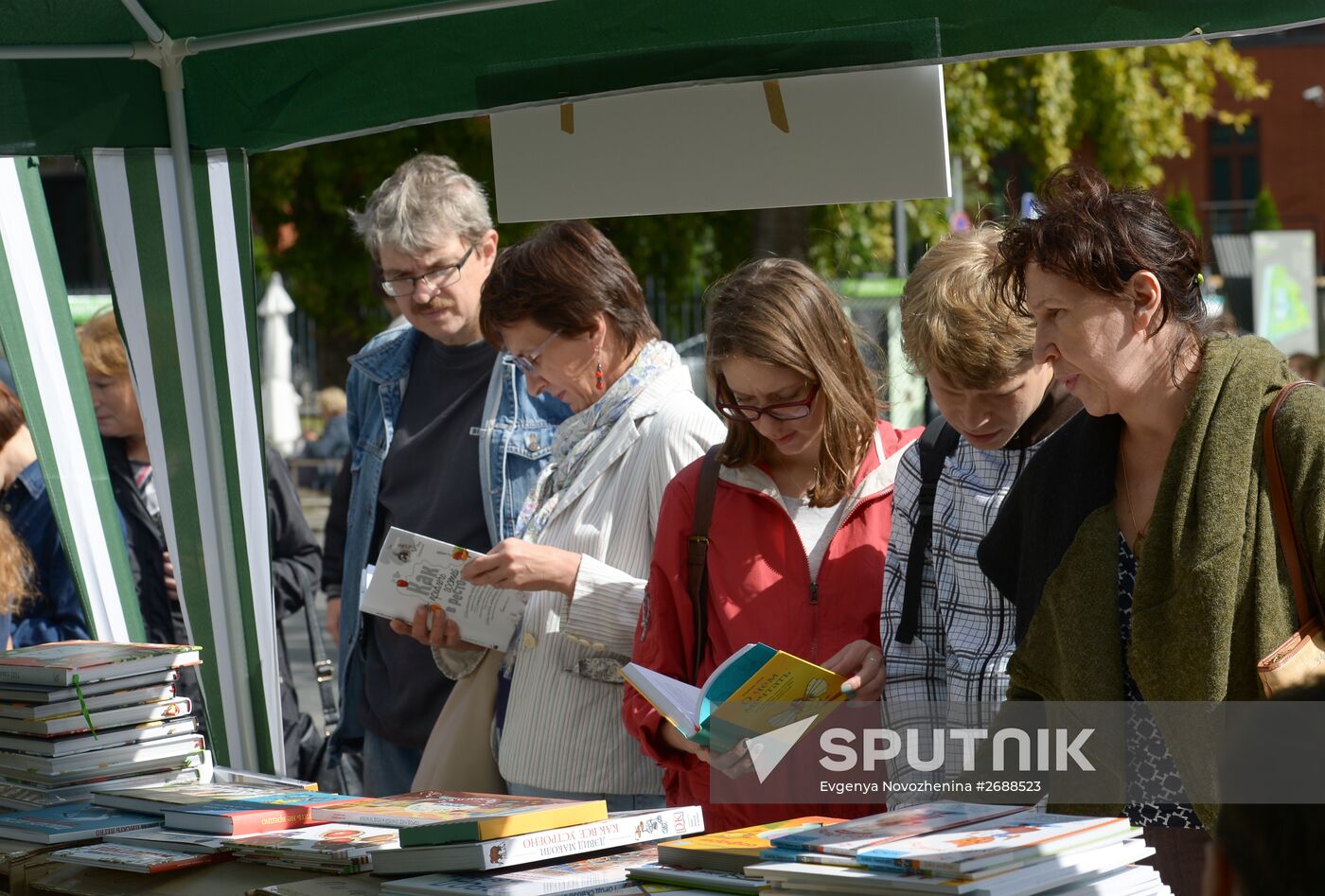 2nd Food for Thought cook book fair