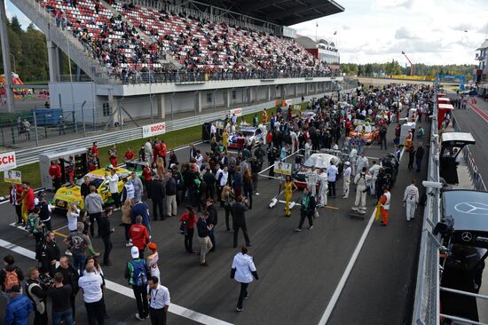 Auto racing. DTM. 6th stage. Day Three