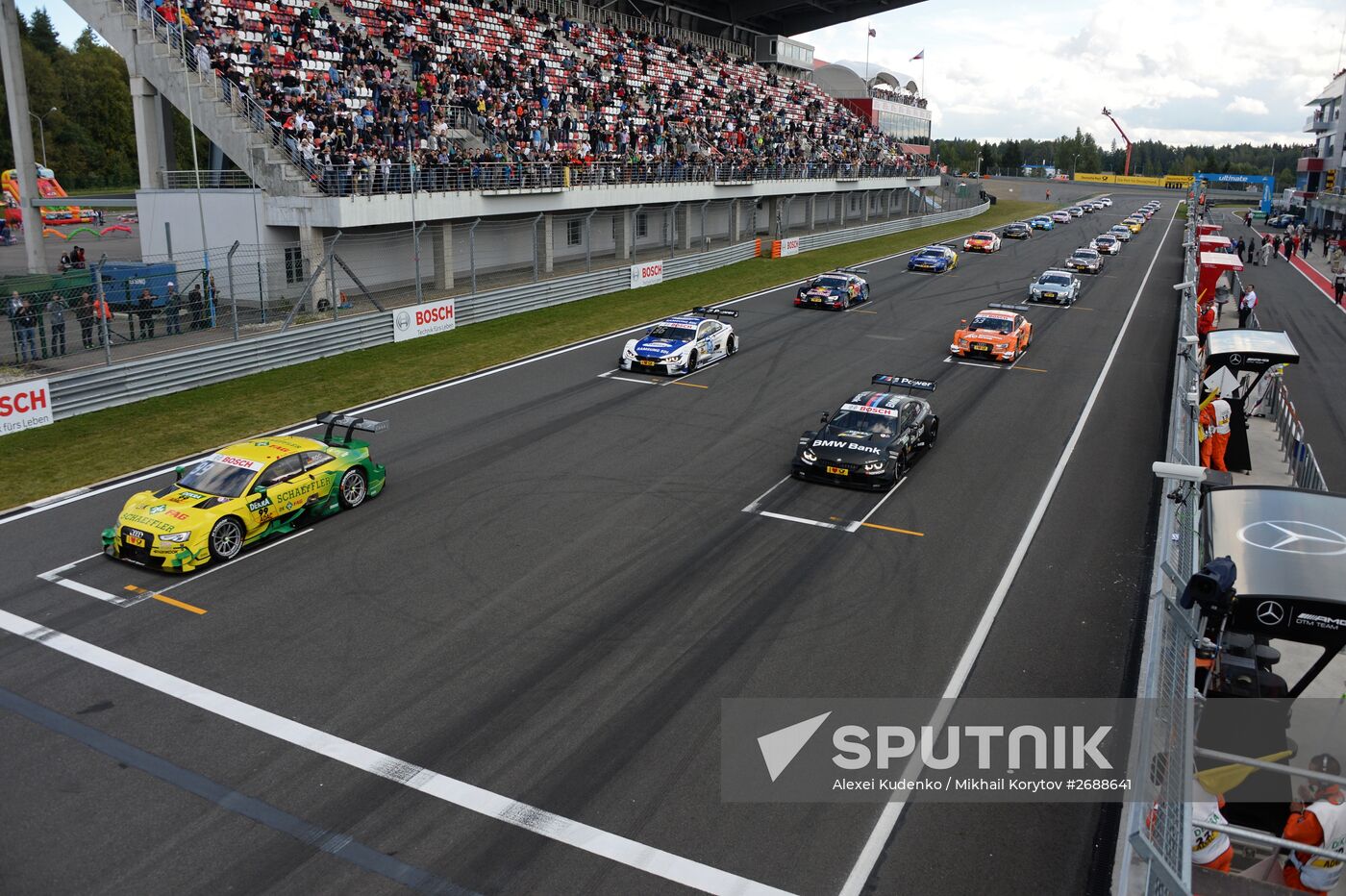 Auto racing. DTM. 6th round. Day Three