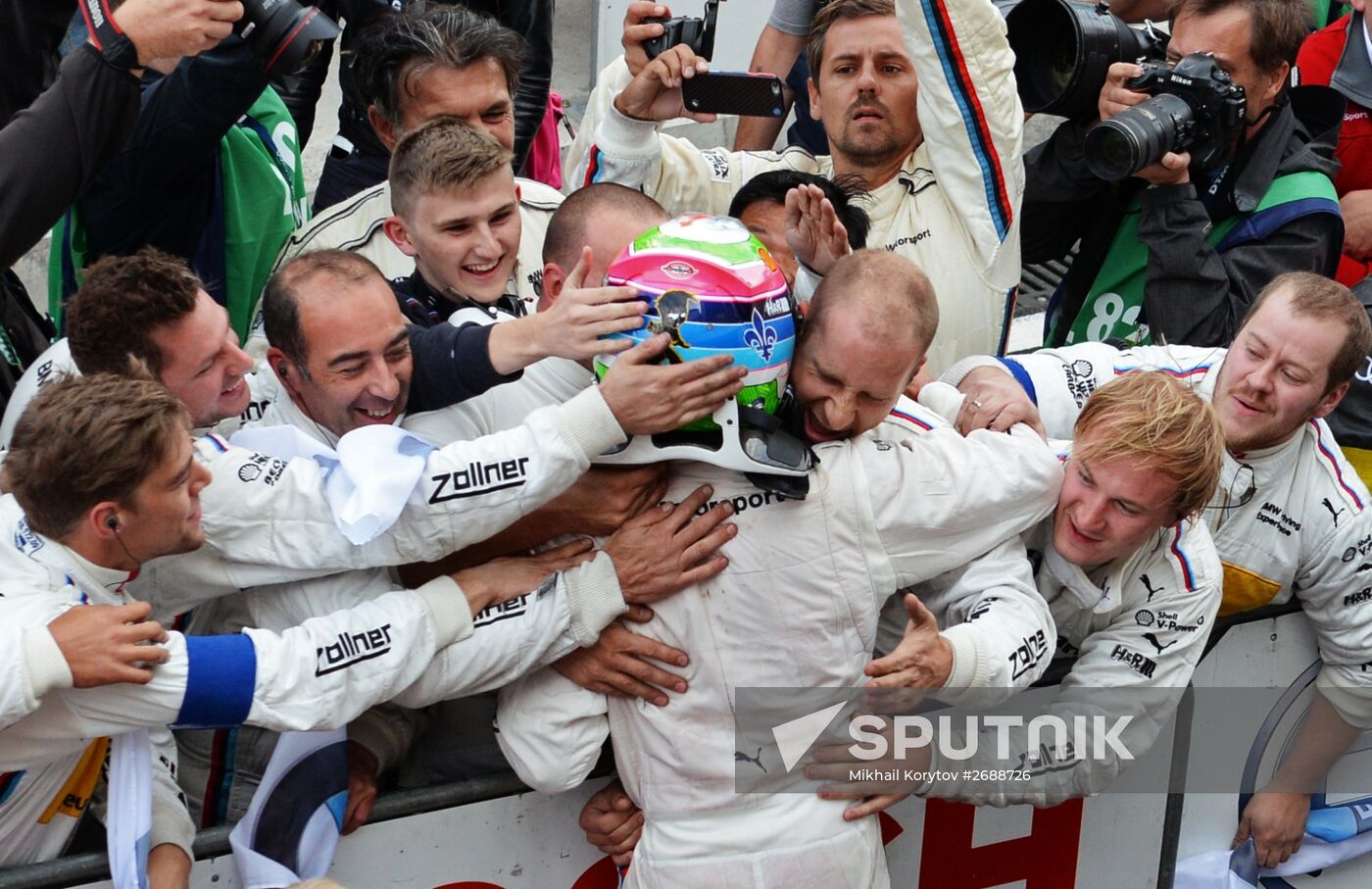 Auto racing. DTM. 6th stage. Day Three
