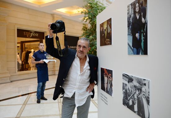 Photographer Rino Barillari and fashion historian Mara Parmegiani visit Moscow