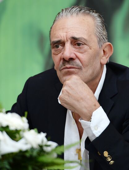 Photographer Rino Barillari and fashion historian Mara Parmegiani visit Moscow