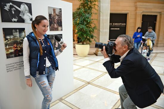Photographer Rino Barillari and fashion historian Mara Parmegiani visit Moscow