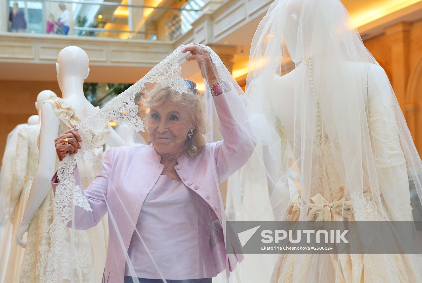 Photographer Rino Barillari and fashion historian Mara Parmegiani visit Moscow