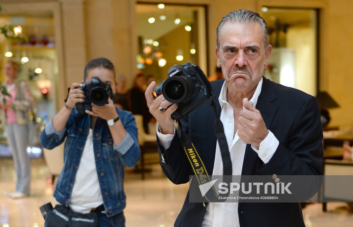 Photographer Rino Barillari and fashion historian Mara Parmegiani visit Moscow