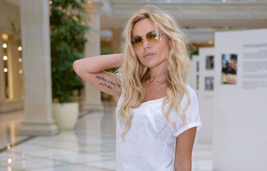 Photographer Rino Barillari and fashion historian Mara Parmegiani visit Moscow