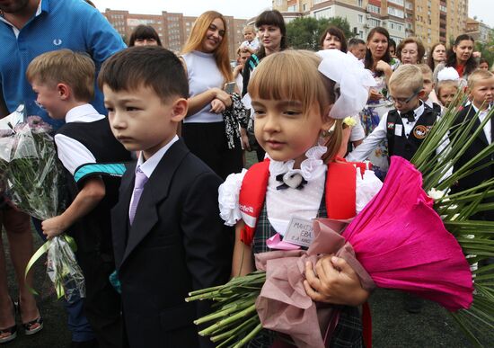 Academic year begins at Russian schools