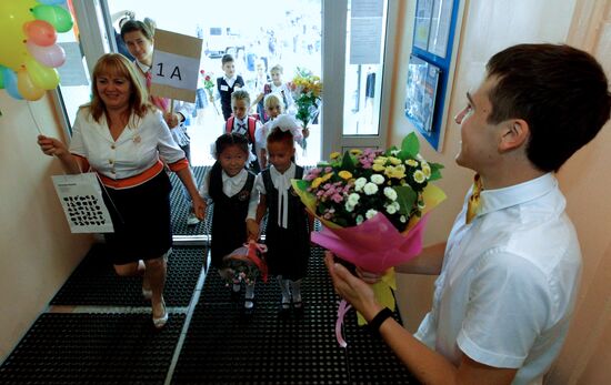 Academic year begins at Russian schools