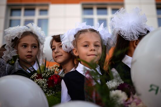 Academic year begins at Russian schools