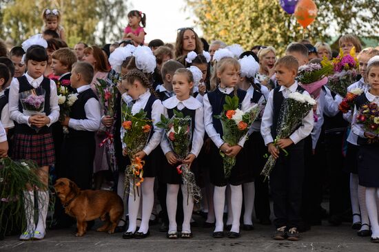 Academic year begins at Russian schools