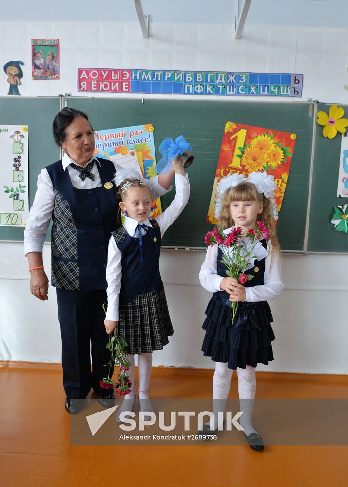 Academic year begins at Russian schools