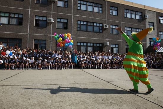 Academic year begins at Russian schools
