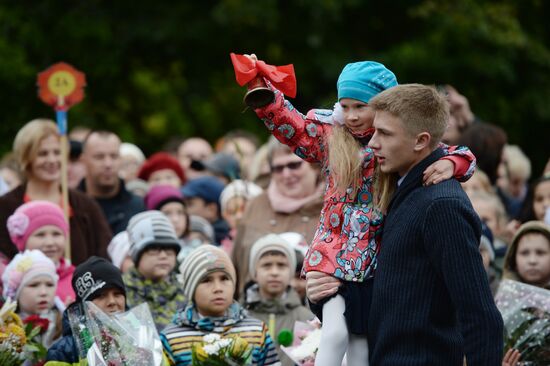 Academic year begins at Russian schools