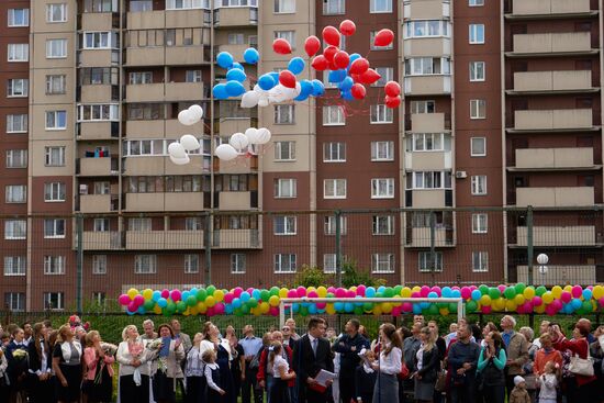 Academic year begins at Russian schools