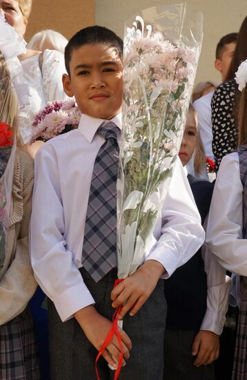 Academic year begins at Russian schools