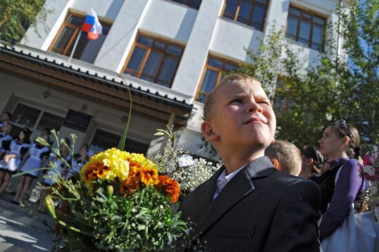 Academic year begins at Russian schools