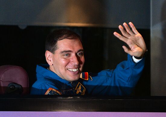 Launch of Soyuz TMA-18M spacecraft with crew of long-term expedition 45/46 to the ISS