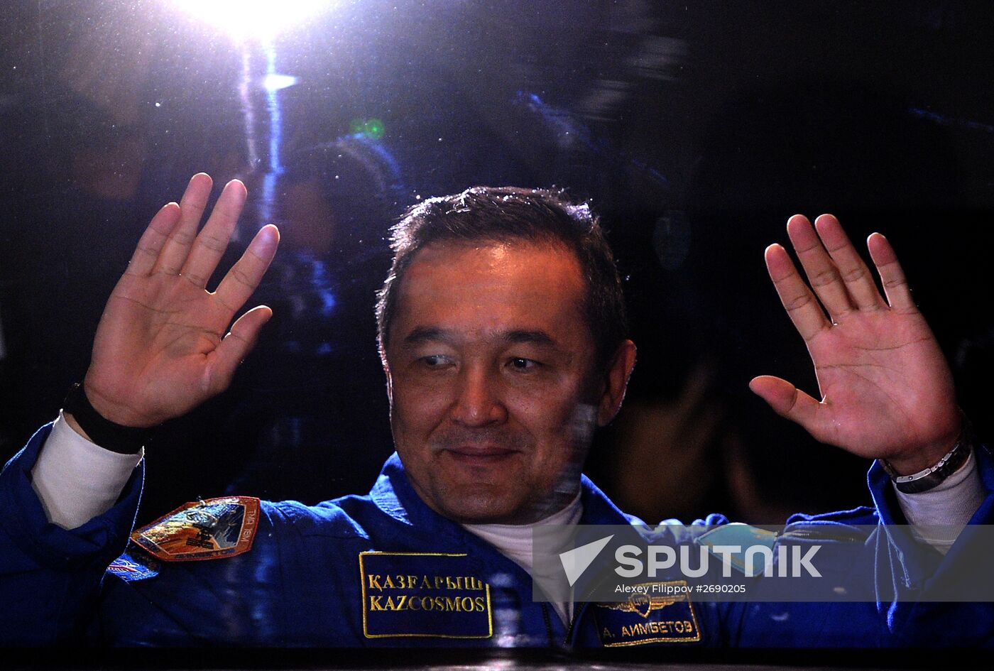 Launch of Soyuz TMA-18M spacecraft with crew of long-term expedition 45/46 to the ISS