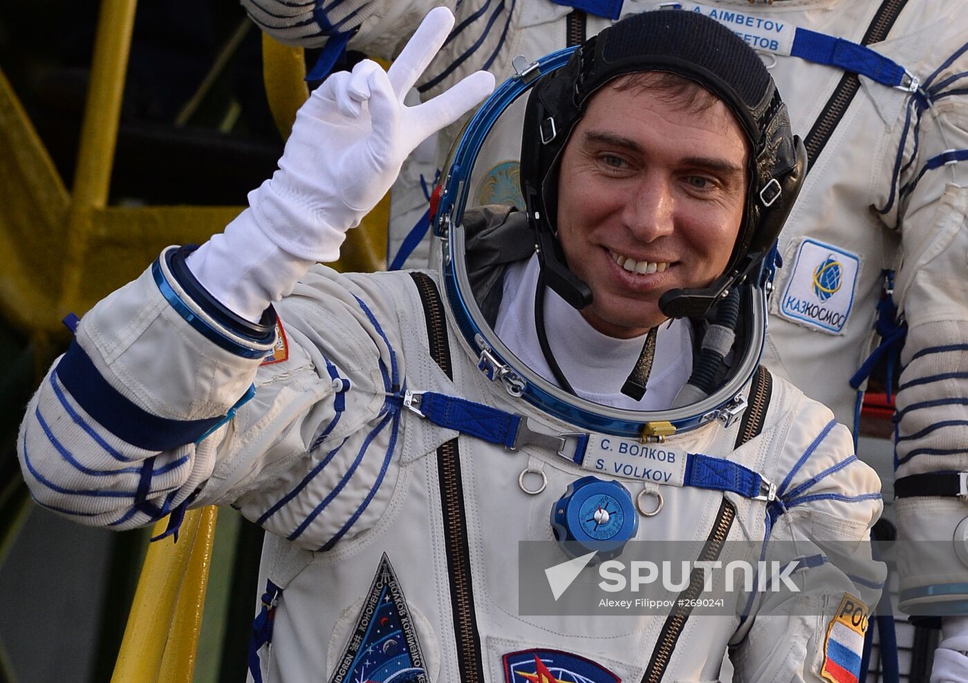 Launch of Soyuz TMA-18M spacecraft with crew of long-term expedition 45/46 to the ISS