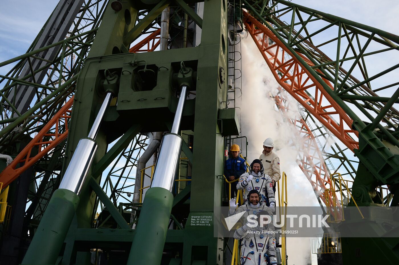 Launch of Soyuz TMA-18M spacecraft with crew of long-term expedition 45/46 to the ISS