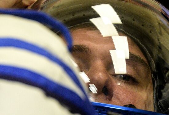 Launch of Soyuz TMA-18M spacecraft with crew of long-term expedition 45/46 to the ISS