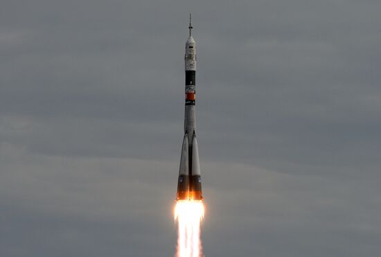 Launch of Soyuz TMA-18M spacecraft with crew of long-term expedition 45/46 to the ISS