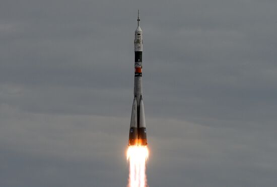 Launch of Soyuz TMA-18M spacecraft with crew of long-term expedition 45/46 to the ISS