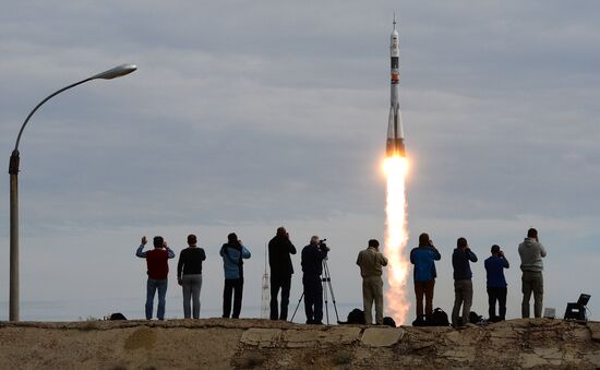 Soyuz TMA-18M launches to ISS with long-duration expedition 45/46