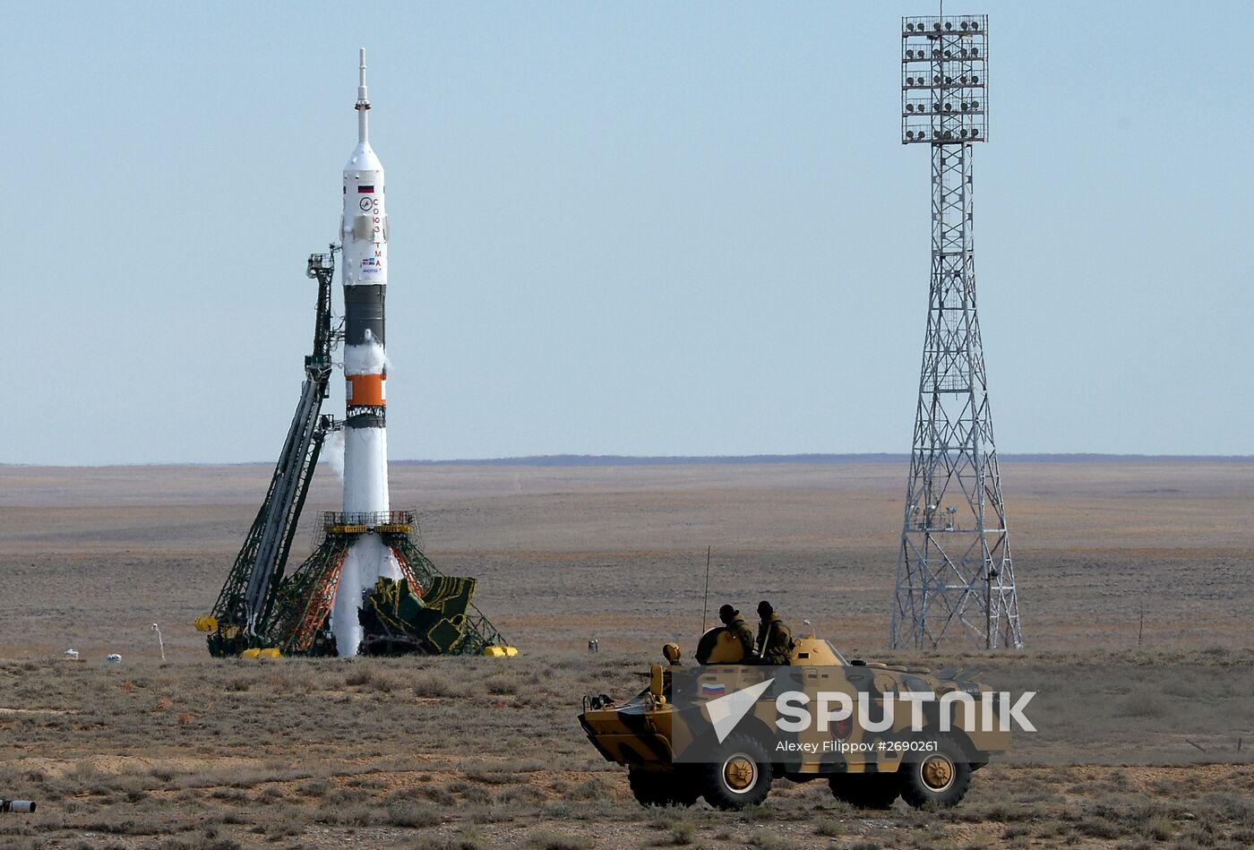 Soyuz TMA-18M launches to ISS with long-duration expedition 45/46