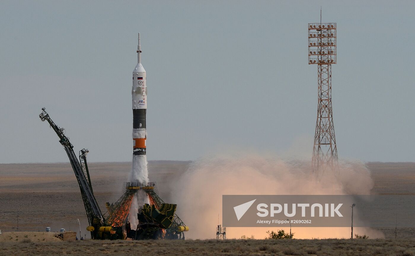 Soyuz TMA-18M launches to ISS with long-duration expedition 45/46