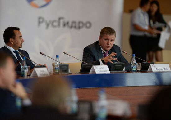 Key session The strength of East Russia Energy Sector Development is The Basis For The Social And Economic Growth Of The Far East