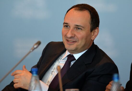 Key session The Strength of East Russia: Oil and Gas: Production, Power Bridge Linking Russia to Asia-Pacific Countries
