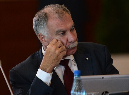 Key session The Strength of East Russia: Oil and Gas: Production, Power Bridge Linking Russia to Asia-Pacific Countries