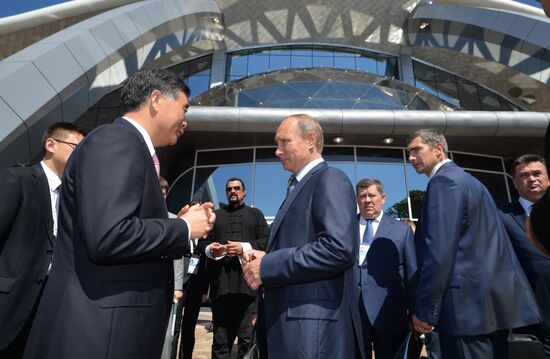 Russian President Vladimir Putin visits oceanarium on Russky Island