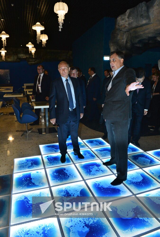 Russian President Vladimir Putin visits oceanarium on Russky Island