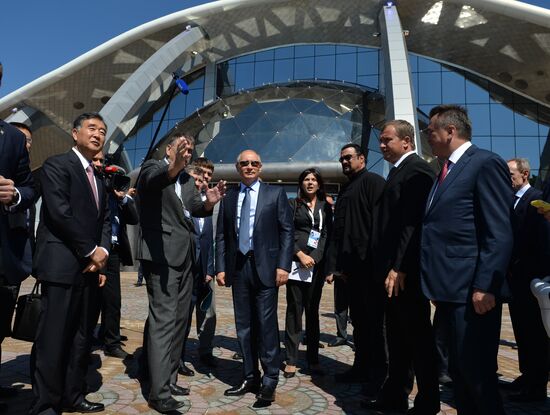 Russian President Vladimir Putin visits oceanarium on Russky Island