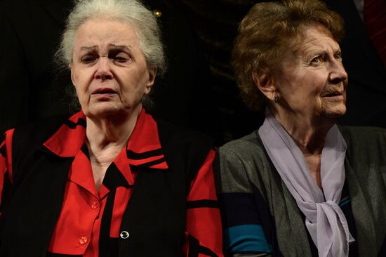 Maly Theater company meeting