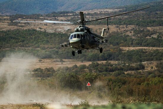 Paratroopers from Serbia, Russia, Belarus hold drill in Krasnodar region