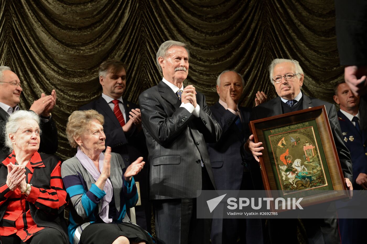 Maly Theater company meeting