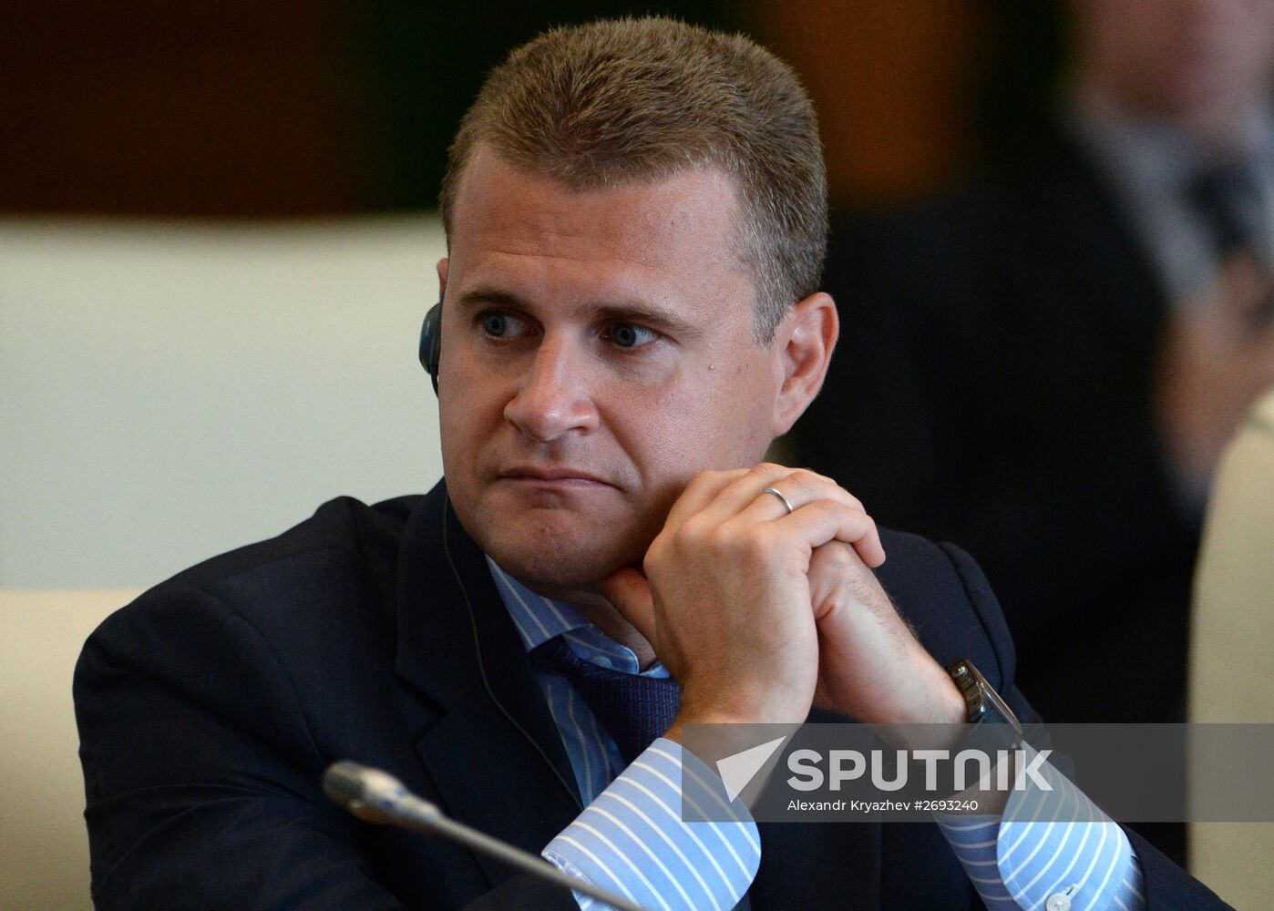 Country dialogue Russia-China at Eastern Economic Forum